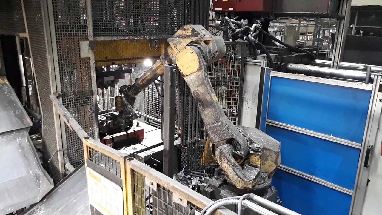 FANUC M-710iC/50, E-33082 foundry robot HR1834, used